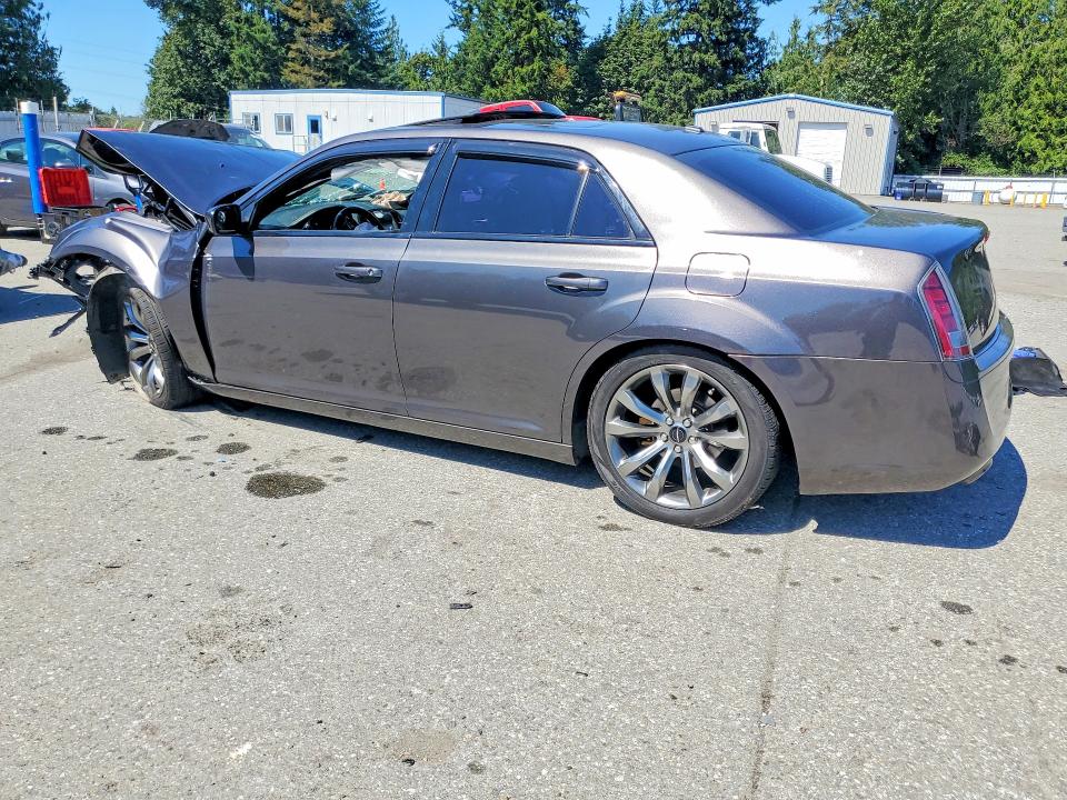 Photo 2 from auction – 2014 CHRYSLER 300 with VIN 2C3CCABG8EH372679