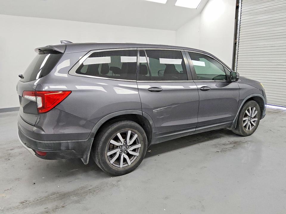 Photo 3 from auction – 2020 HONDA PILOT with VIN 5FNYF5H51LB011027
