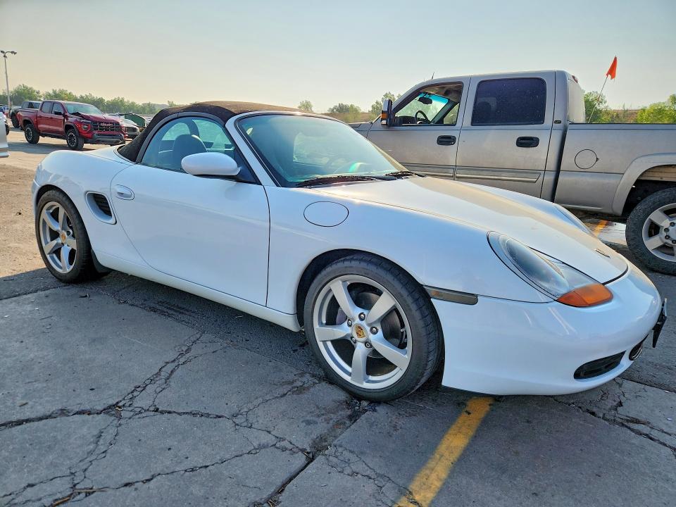Photo 4 from auction – 1999 PORSCHE BOXSTER with VIN WP0CA2986XU620076