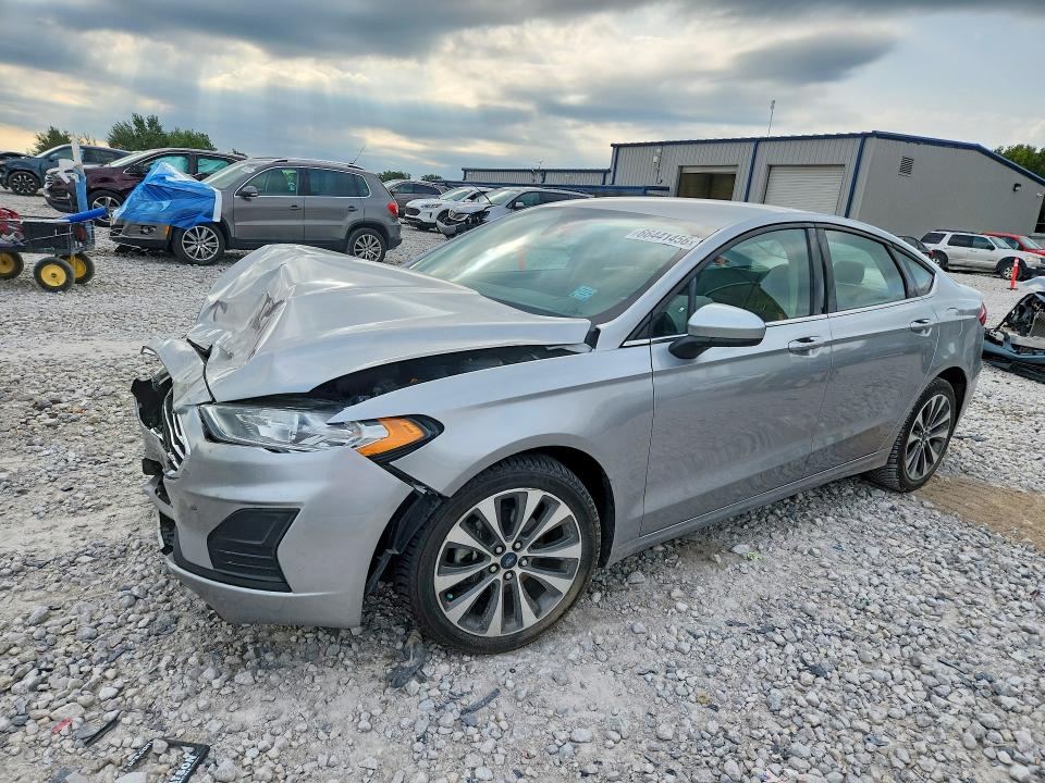 FORD FUSION 2020 with VIN 3FA6P0T93LR124354 - Photo from auction