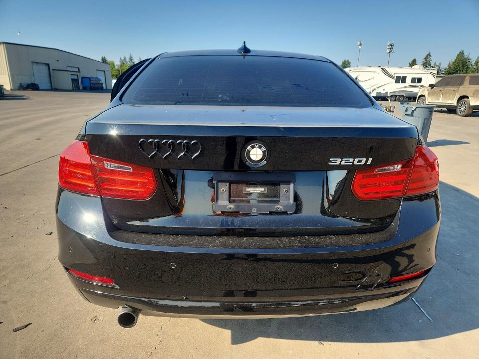 Photo 6 from auction – 2014 BMW 320 with VIN WBA3B1C59EP680450