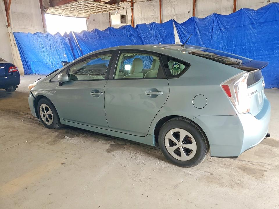 Photo 2 from auction – 2013 TOYOTA PRIUS with VIN JTDKN3DU2D1675535