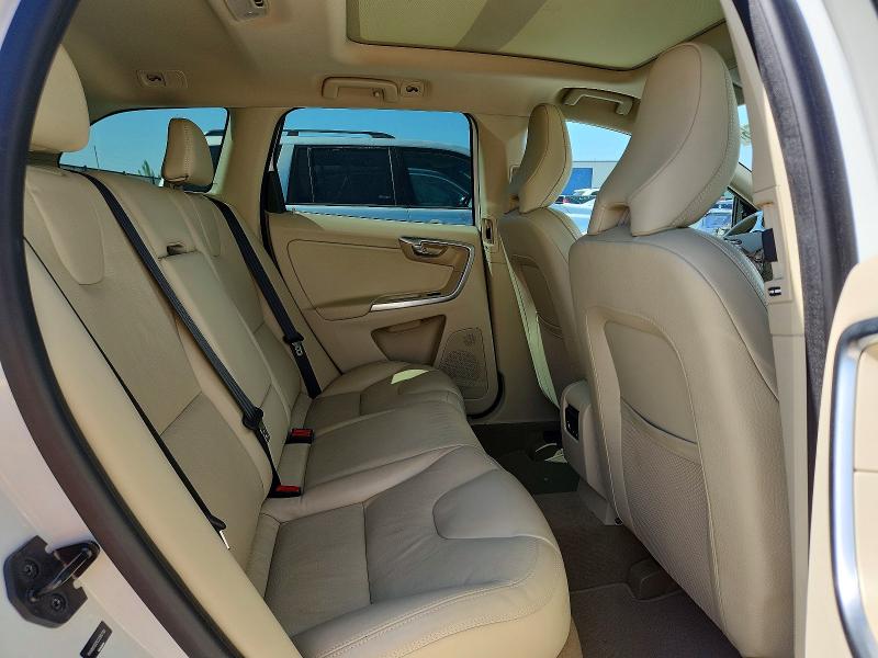 Photo 11 from auction – 2012 VOLVO XC60 with VIN YV4902DZ5C2295730
