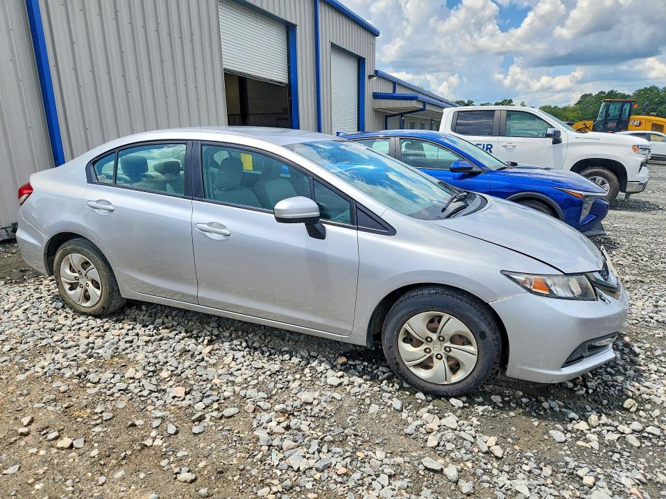 Photo 4 from auction – 2014 HONDA CIVIC with VIN 19XFB2F57EE055322