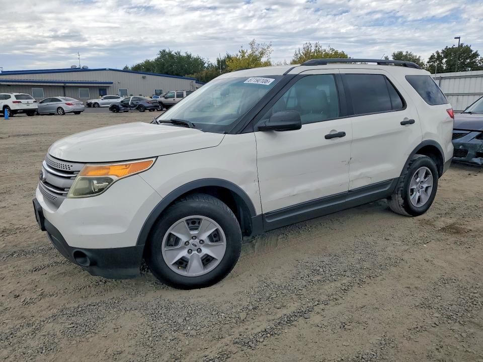 FORD EXPLORER 2011 with VIN 1FMHK8B86BGA69229 - Photo from auction