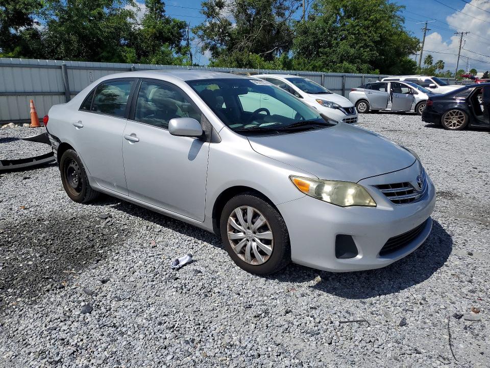 Photo 4 from auction – 2013 TOYOTA COROLLA with VIN 2T1BU4EE7DC997759
