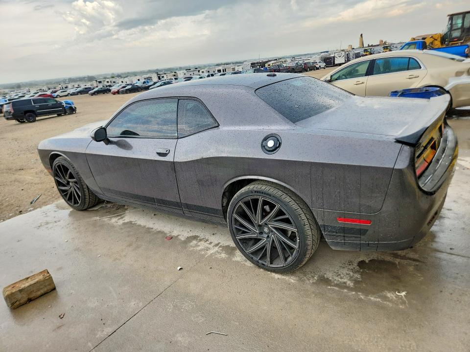 Photo 2 from auction – 2017 DODGE CHALLENGER with VIN 2C3CDZAG5HH550730