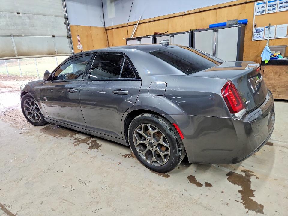 صورة رقم 2 من المزاد - 2018 CHRYSLER 300 مع VIN 2C3CCAGGXJH296501