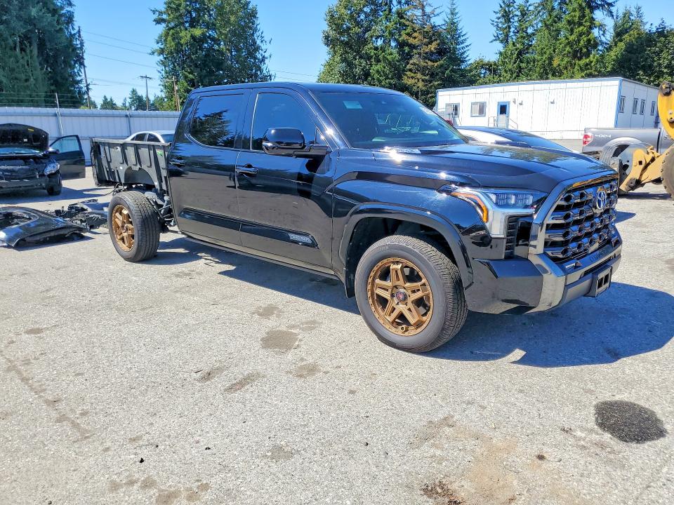 Photo 4 from auction – 2022 TOYOTA TUNDRA with VIN 5TFNC5EC6NX001827