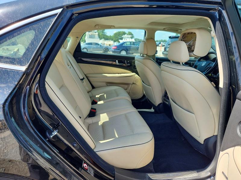 Photo 10 from auction – 2016 HYUNDAI EQUUS with VIN KMHGH4JH6GU104347