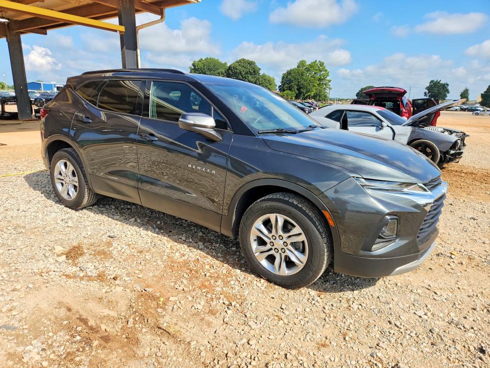 Photo 4 from auction – 2019 CHEVROLET BLAZER with VIN 3GNKBCRS0KS591278