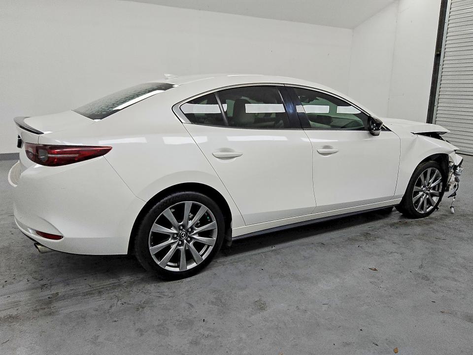 Photo 3 from auction – 2020 MAZDA 3 with VIN 3MZBPAEM6LM137349