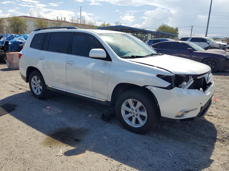 Photo 4 from auction – 2013 TOYOTA HIGHLANDER with VIN 5TDZK3EH5DS098530