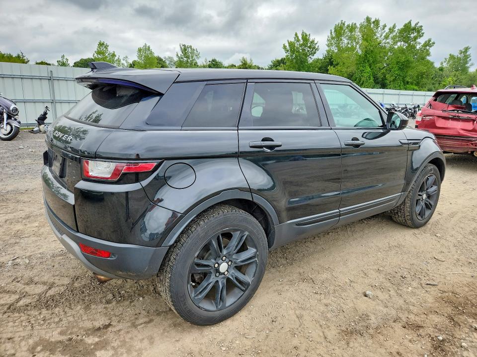 Photo 3 from auction – 2017 LAND ROVER RANGE ROVER EVOQUE with VIN SALVP2BG1HH174768