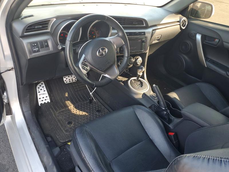 Photo 8 from auction – 2014 SCION TC with VIN JTKJF5C70E3085171