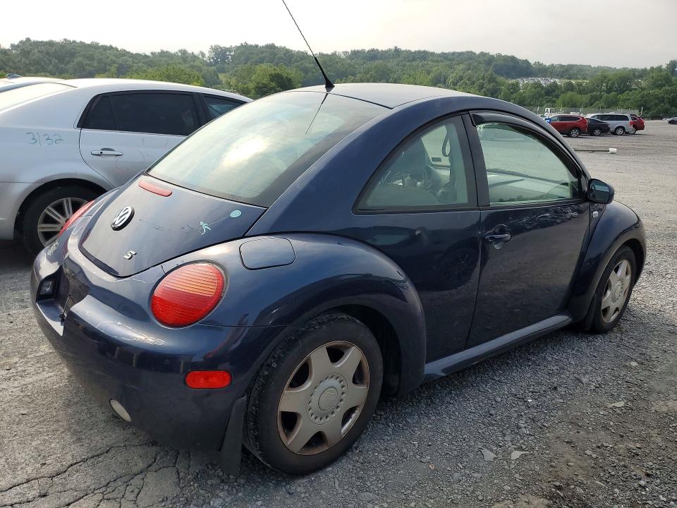 Photo 3 from auction – 2001 VOLKSWAGEN NEW BEETLE with VIN 3VWCT21C21M413302