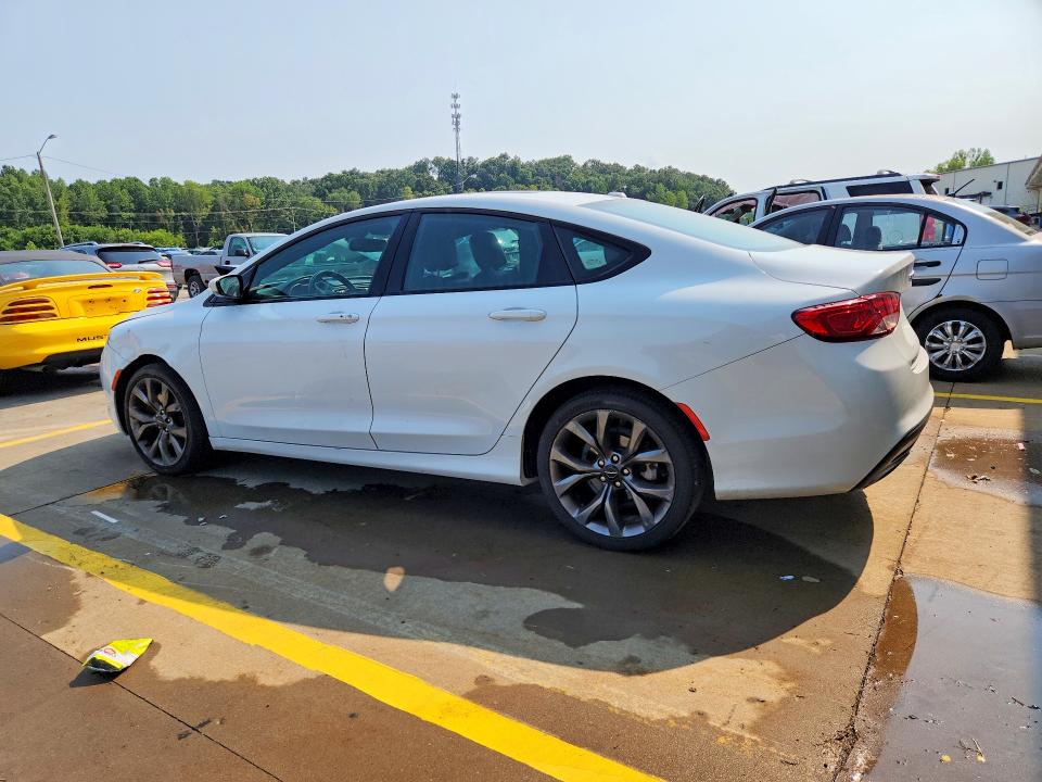 Photo 2 from auction – 2016 CHRYSLER 200 with VIN 1C3CCCBB4GN161618