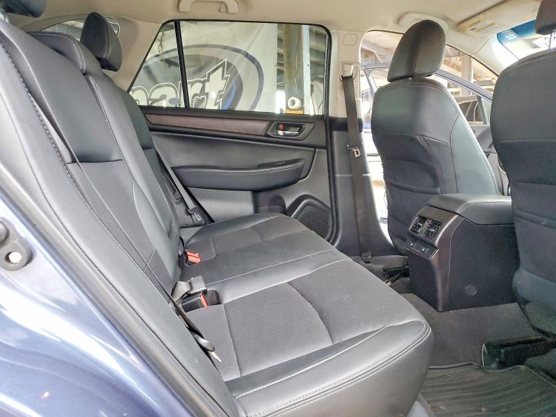 Photo 10 from auction – 2016 SUBARU OUTBACK with VIN 4S4BSAJC4G3302705