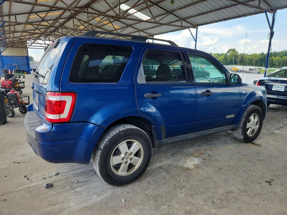 Photo 3 from auction – 2008 FORD ESCAPE with VIN 1FMCU031X8KD40015
