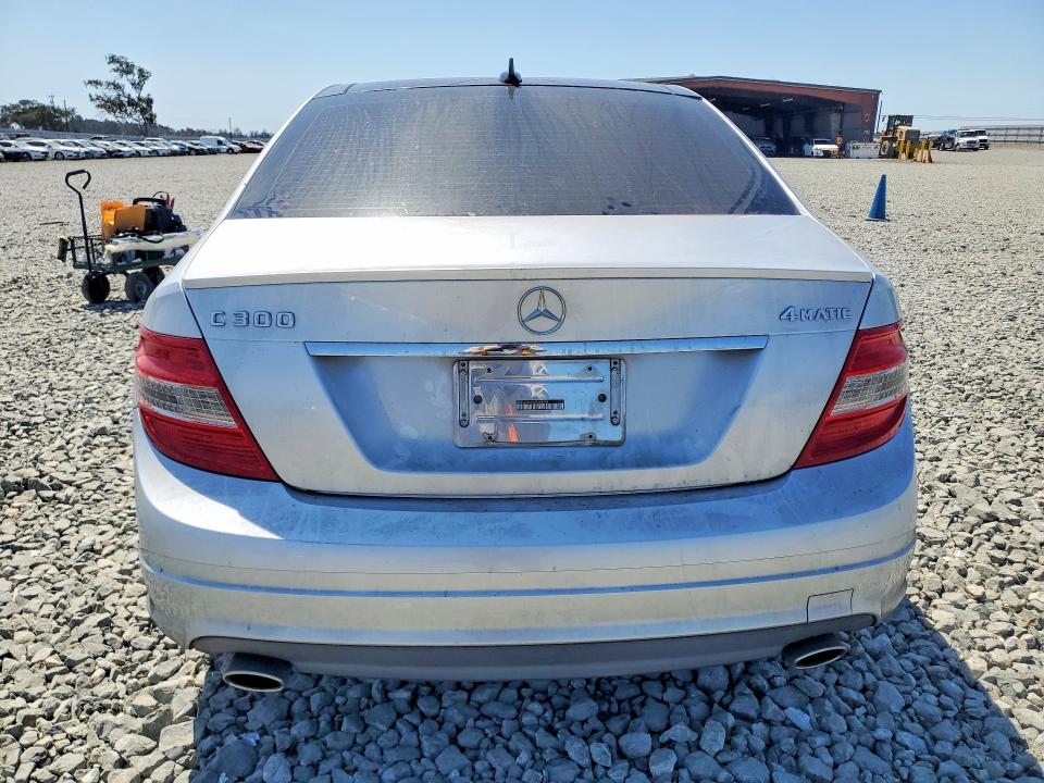 Photo 6 from auction – 2010 MERCEDES-BENZ C with VIN WDDGF8BB2AF464485