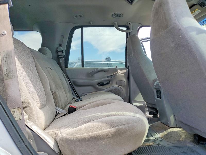 Photo 11 from auction – 1998 FORD EXPEDITION with VIN 1FMPU18L8WLC03468