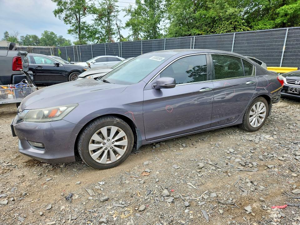 HONDA ACCORD 2015 with VIN 1HGCR2F79FA232474 - Photo from auction