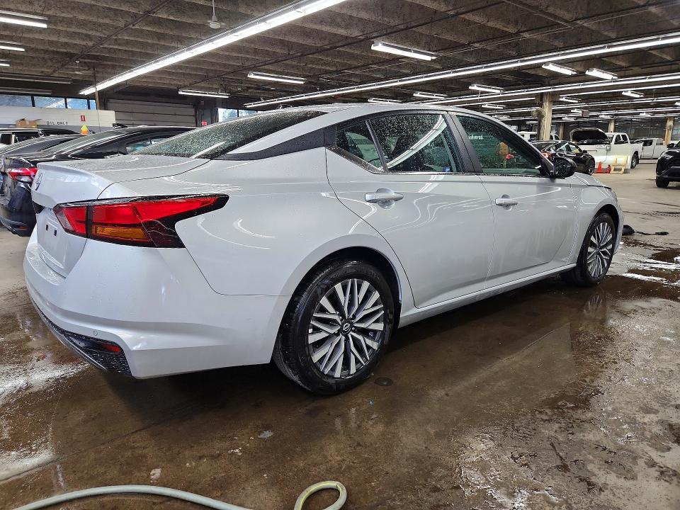 Photo 3 from auction – 2026 NISSAN ALTIMA with VIN 1N4BL4DV6TN349741