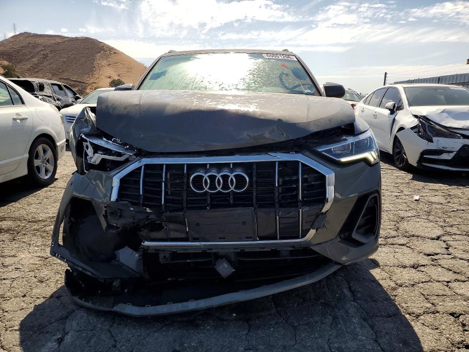 Photo 5 from auction – 2023 AUDI Q3 with VIN WA1DECF30P1144877