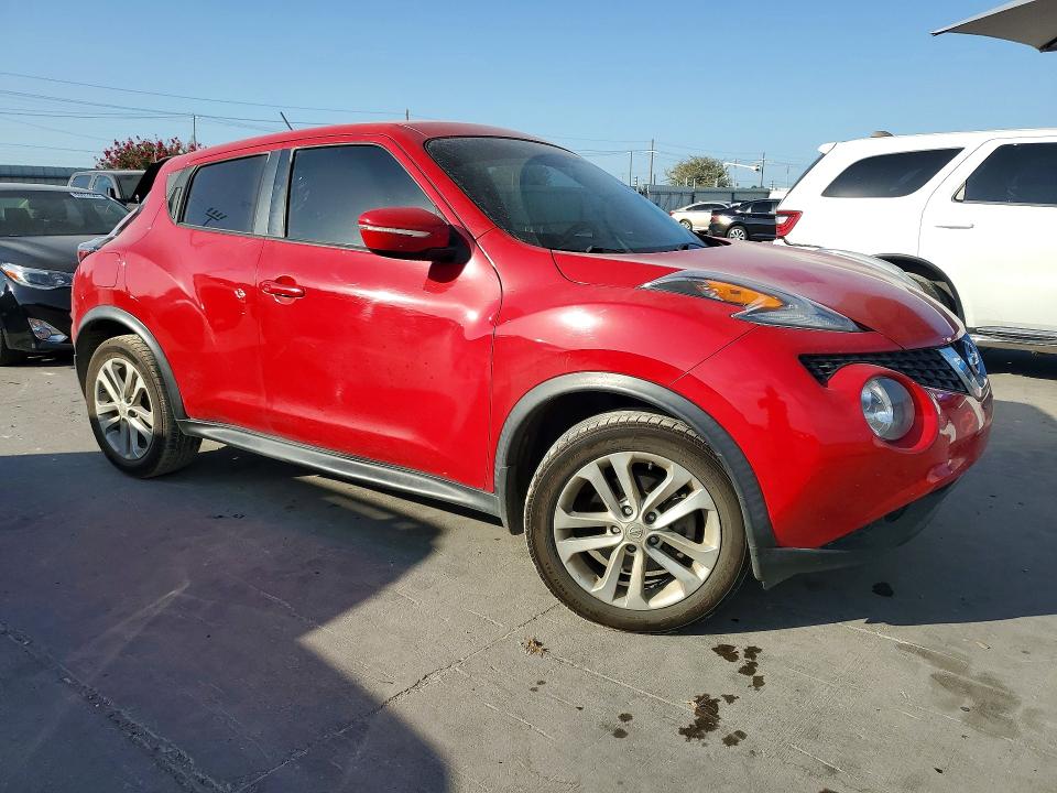 Foto 4 de la subasta – 2015 NISSAN JUKE con VIN JN8AF5MR1FT503864