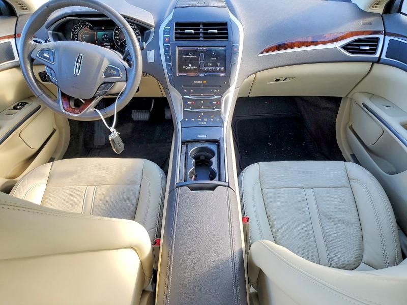 Photo 8 from auction – 2014 LINCOLN MKZ with VIN 3LN6L2JK2ER800153
