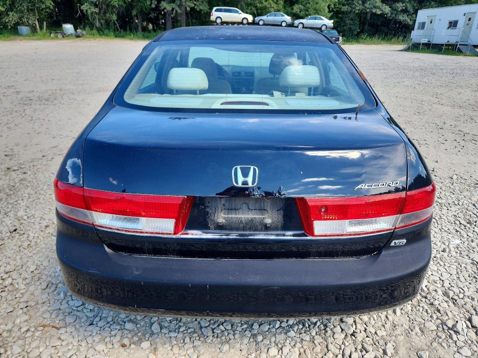 Photo 6 from auction – 2004 HONDA ACCORD with VIN 1HGCM66364A070898