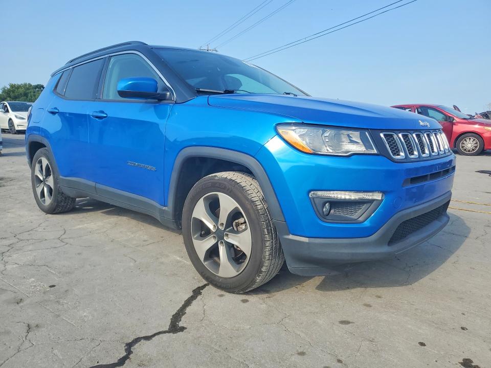 Photo 4 from auction – 2018 JEEP COMPASS with VIN 3C4NJCBB0JT124776