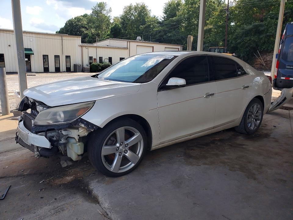 CHEVROLET MALIBU 2014 with VIN 1G11J5SX0EF229333 - Photo from auction