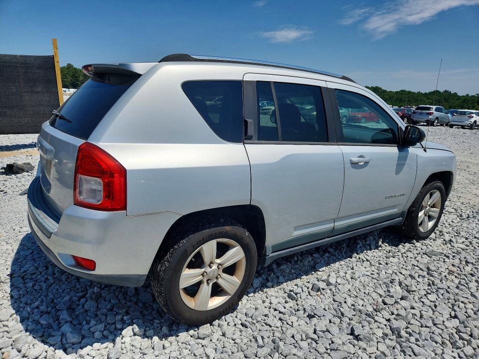 Photo 3 from auction – 2011 JEEP COMPASS with VIN 1J4NT1FA3BD236117