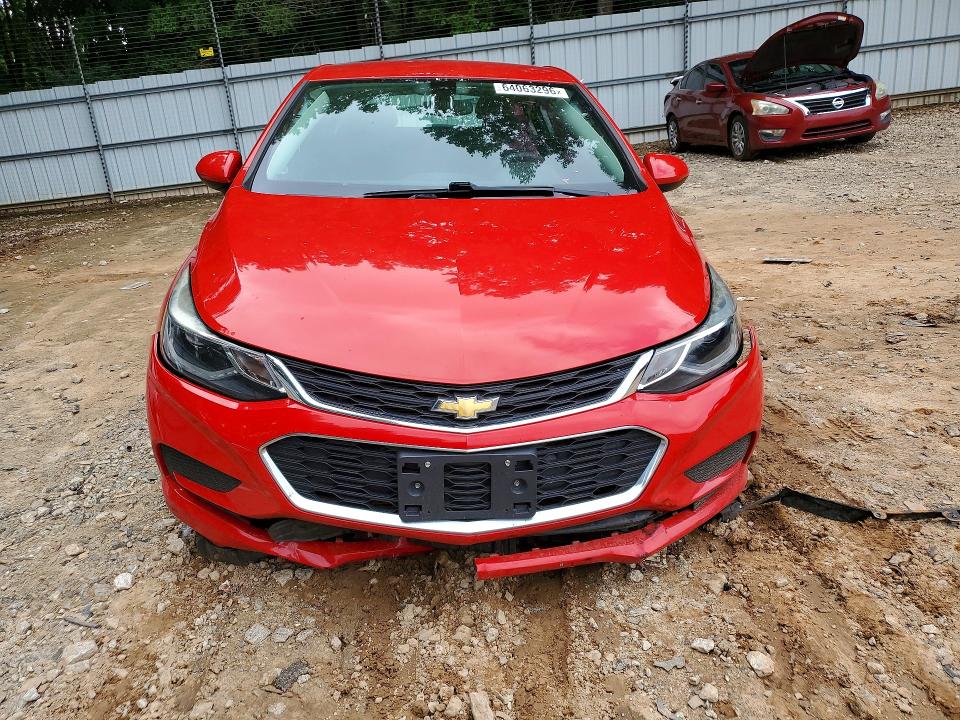 Photo 5 from auction – 2018 CHEVROLET CRUZE with VIN 3G1BE6SM0JS611520