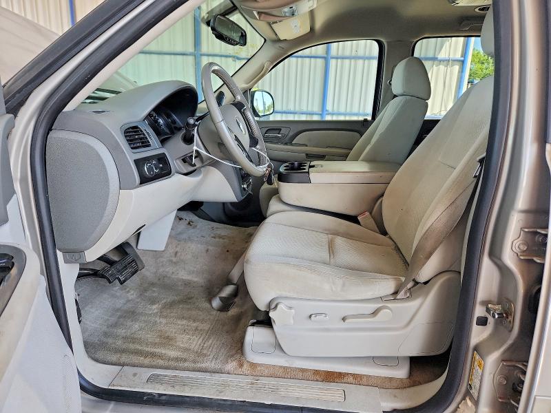 Photo 7 from auction – 2008 CHEVROLET TAHOE with VIN 1GNFC13078J210448