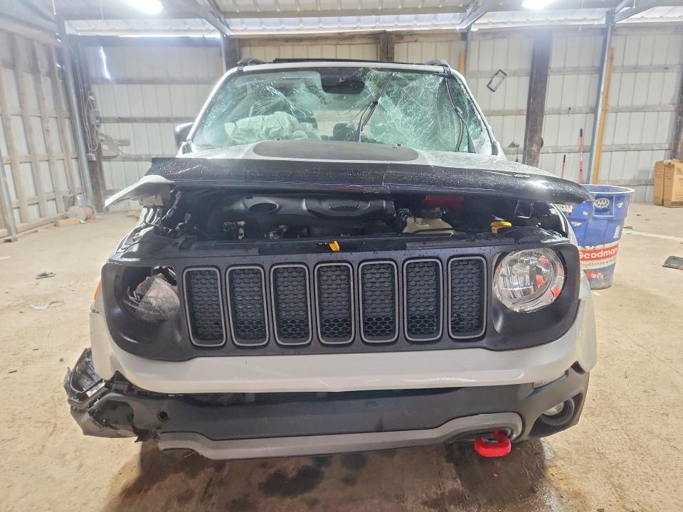 Photo 5 from auction – 2019 JEEP RENEGADE with VIN ZACNJBC17KPK00239