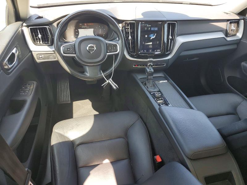 Photo 8 from auction – 2018 VOLVO XC60 with VIN YV4A22RK7J1085409