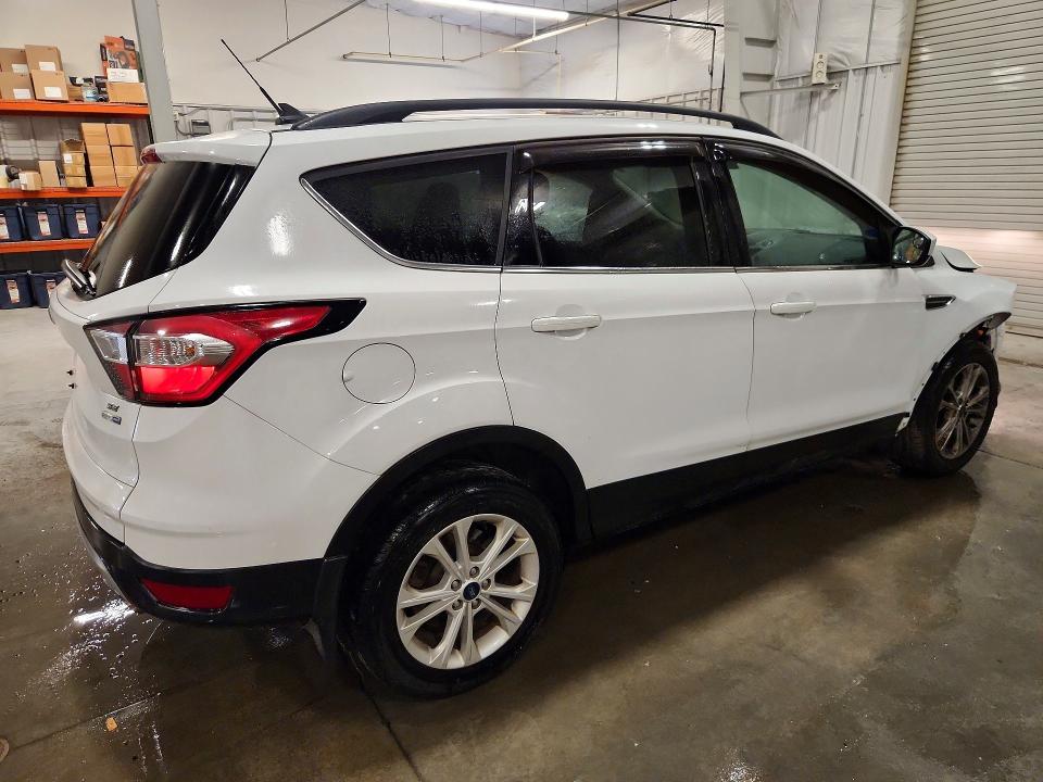 Фото 3 с аукциона – 2018 FORD ESCAPE с VIN 1FMCU9GD9JUC35579