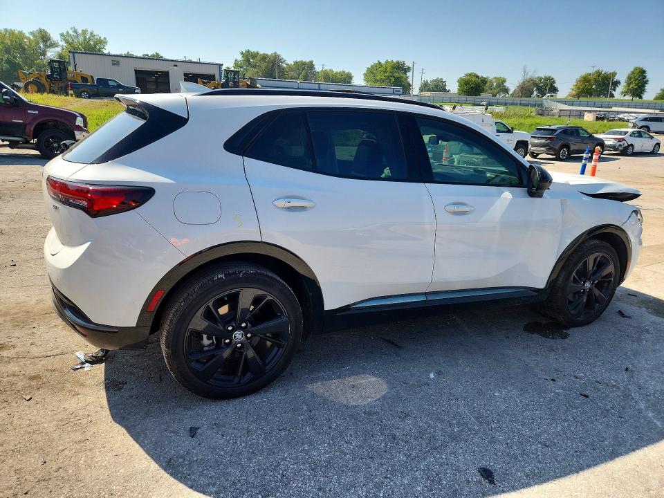 Photo 3 from auction – 2023 BUICK ENVISION with VIN LRBFZPR40PD231416