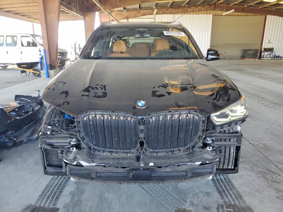 صورة رقم 5 من المزاد - 2022 BMW X5 مع VIN 5UXCR6C05N9M18072
