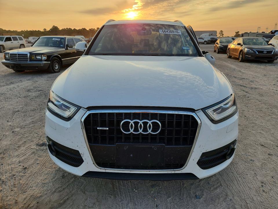 Фото 5 с аукциона – 2015 AUDI Q3 с VIN WA1EFCFS9FR013875