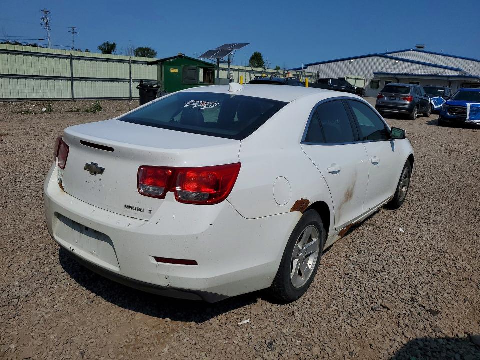 Photo 3 from auction – 2015 CHEVROLET MALIBU with VIN 1G11C5SL9FF138716
