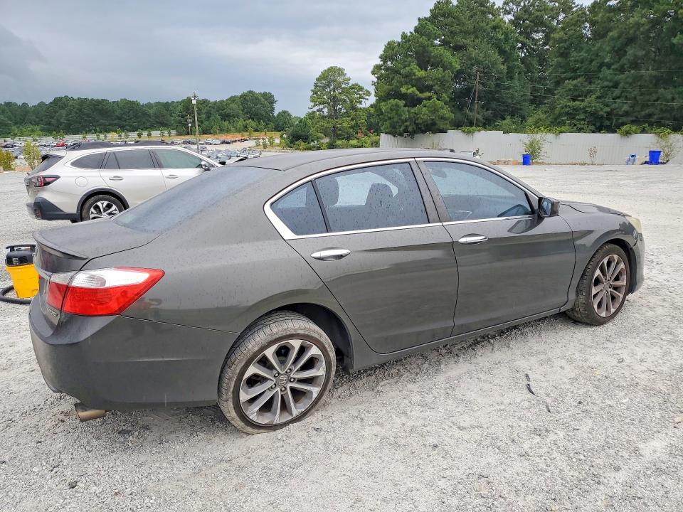 Photo 3 from auction – 2014 HONDA ACCORD with VIN 1HGCR2F51EA011822