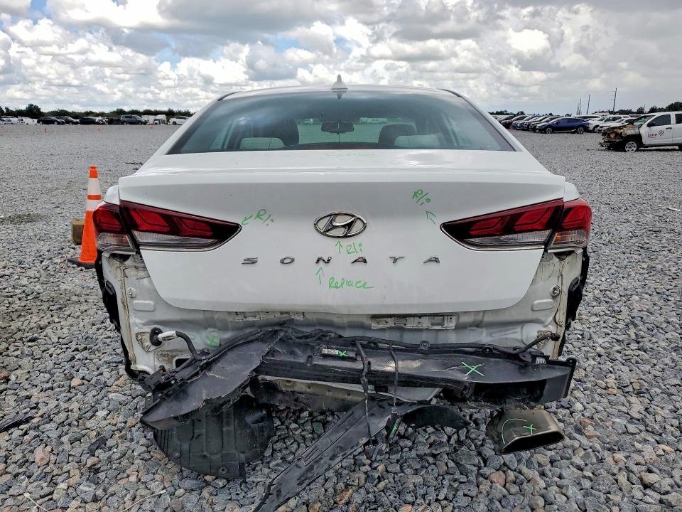 Photo 6 from auction – 2018 HYUNDAI SONATA with VIN 5NPE34AF4JH635900