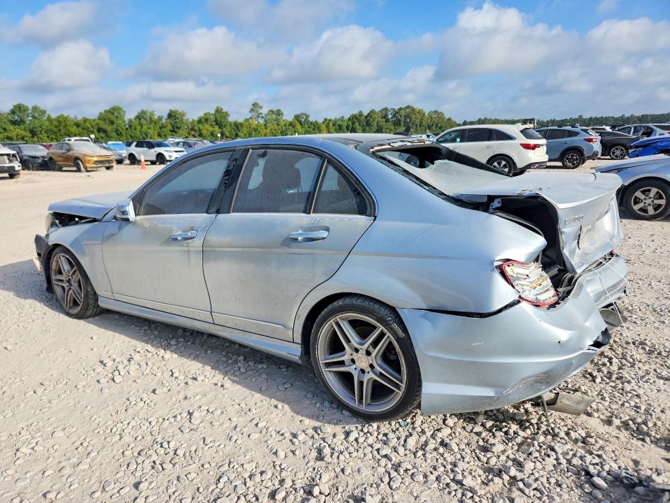 Photo 2 from auction – 2013 MERCEDES-BENZ C with VIN WDDGF8AB7DR248099