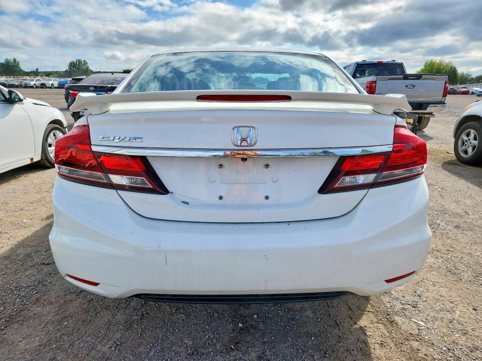 Photo 6 from auction – 2015 HONDA CIVIC with VIN 2HGFB2F56FH037210