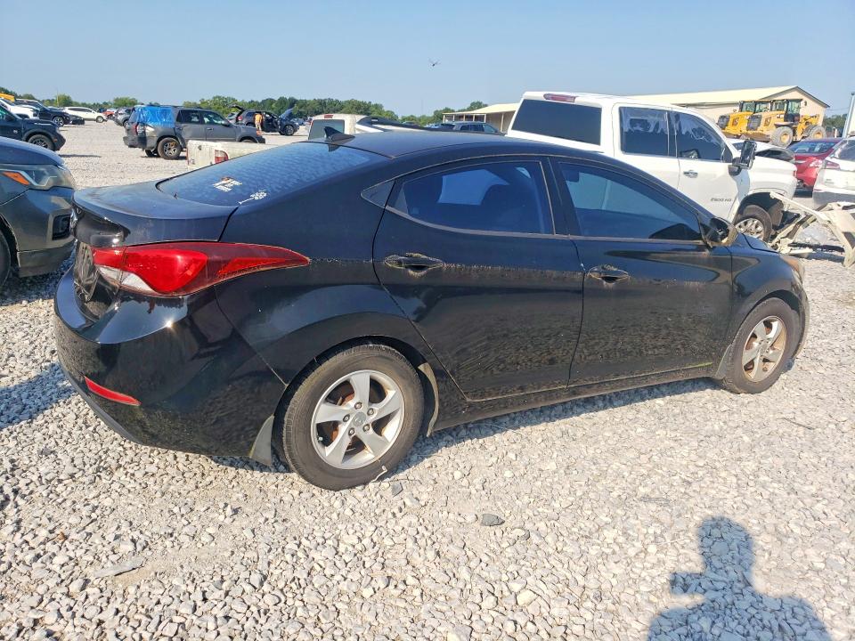 Photo 3 from auction – 2014 HYUNDAI ELANTRA with VIN KMHDH4AE0EU207026
