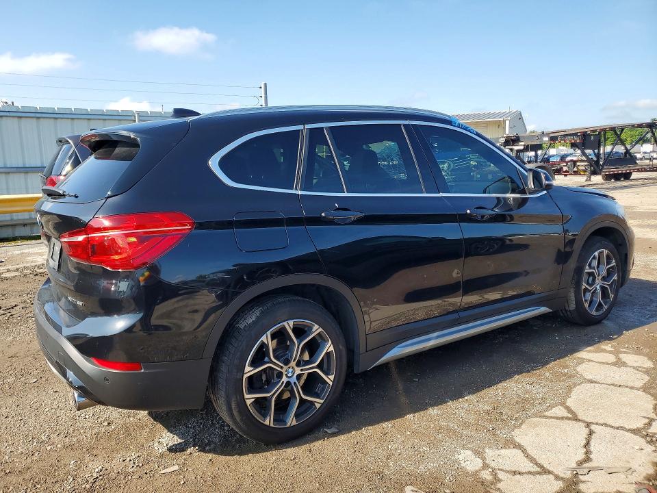 Photo 3 from auction – 2021 BMW X1 with VIN WBXJG9C01M5T31682
