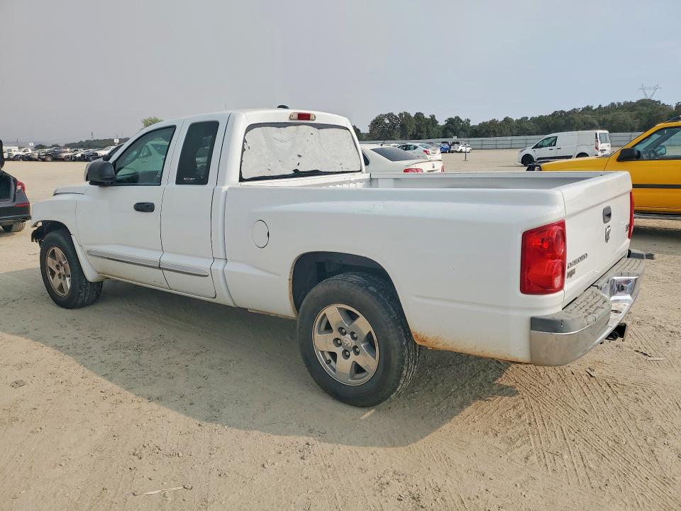Photo 2 from auction – 2005 DODGE DAKOTA with VIN 1D7HE52N25S256412